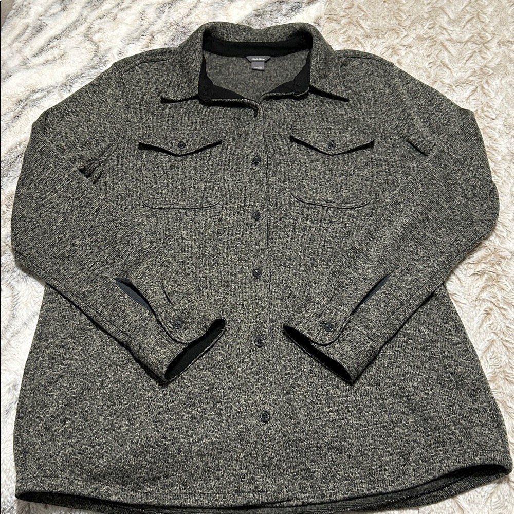 Eddie Bauer women’s Radiator Fleece Button-Up Shirt  X-Large grey hand pockets!!